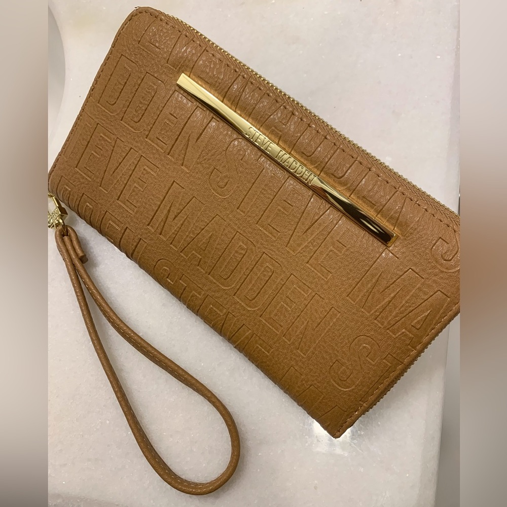 Steve Madden Tan Wallet - NWOT | Color Tan
